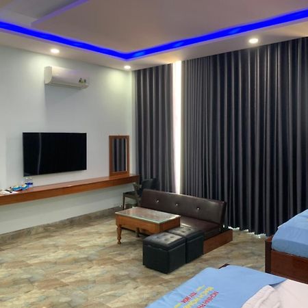 Khach San Nghinh Phong Beach Туїхоа Екстер'єр фото
