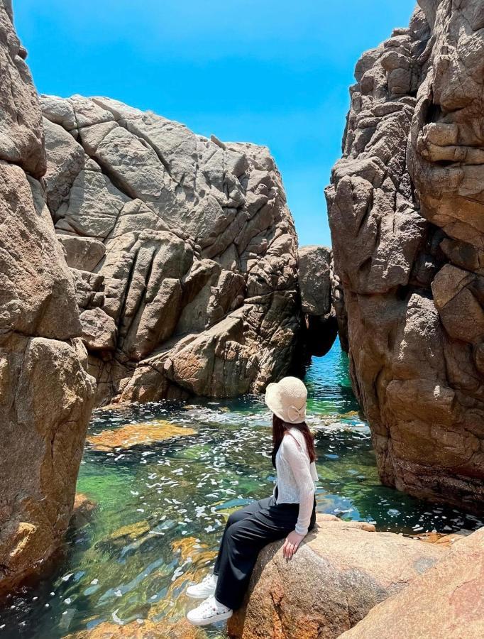 Khach San Nghinh Phong Beach Туїхоа Екстер'єр фото