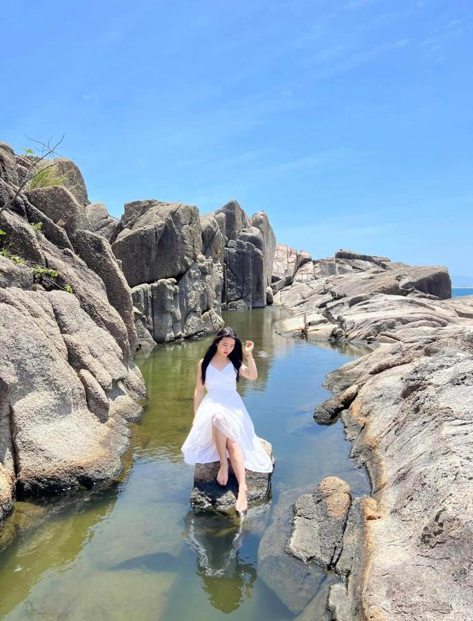 Khach San Nghinh Phong Beach Туїхоа Екстер'єр фото